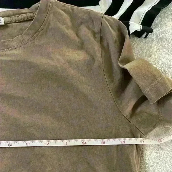 Stradivarius T-Shirt tee lot bundle of 3 Basics Stripes Solid Normcore - Picture 9 of 11